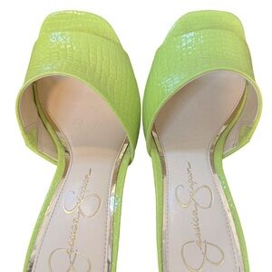 Jessica Simpson Elyzza